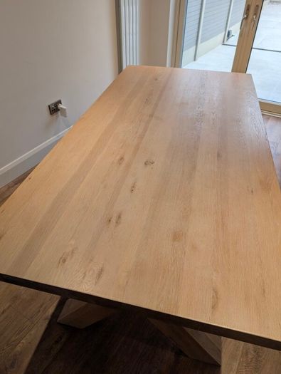 Granada Light Oak Y-Leg Dining Table