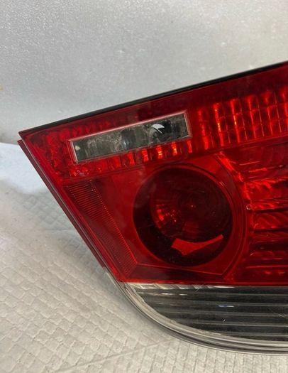 2006 Bmw 525 Left Driver Side Rear Tail Light 158 237-03 Oem (e-30)
