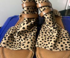 Blowfish Malibu size 5 sandals