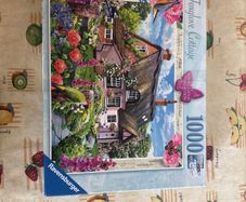 1000 piece ravensburger jigsaw - one piece missing