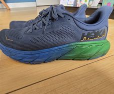 hoka arahi 7