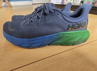 hoka arahi 7
