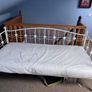 Day bed/ single bed Image 3