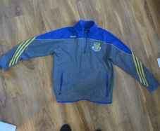 CBS  naas       size small