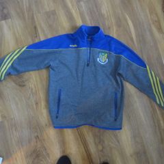 CBS  naas       size small
