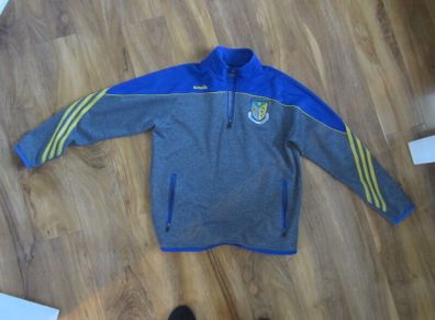 CBS  naas       size small