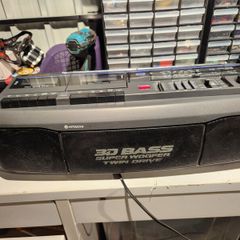 hitatchi boombox