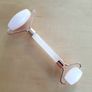 Rose quartz facial roller Image 3