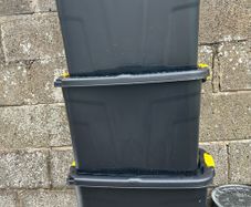 4 x storage tubs 60ltrs. Used for a week. Collect Swords area