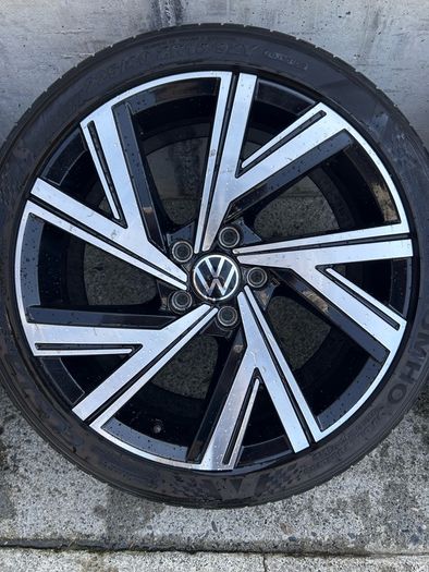 Genuine Volkswagen R-Line GTI Bergamo 18" Alloy Wheels