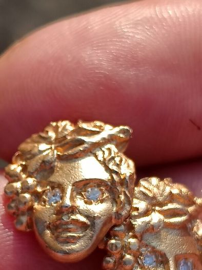 A Stunning pair of Mid Nineteenth Century Gilt Silver Cufflinks with Diamond Eyes