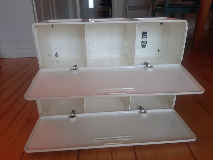 Storage boxes