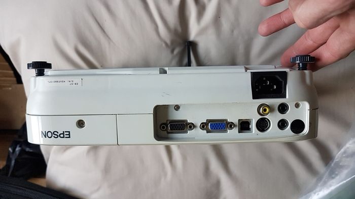 Epson EB-S7 Projector