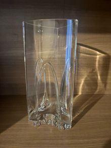 glass crystal vase