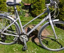 Giant Escape W4 - Size (M) 18"
