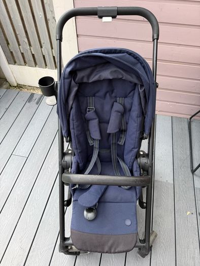 cybex balios s pushchair with footmuff and cup holder