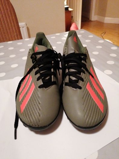 Adidas trainers size 7 uk