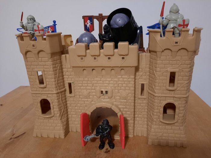 Knight Castle