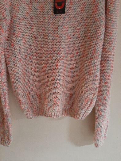 New jumper rainbow sparkle tag attached
