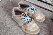 Reebok runners