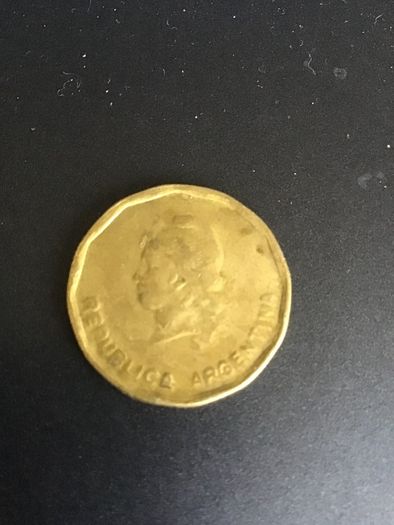 1987 Argentina coin 50 Centavos