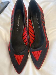 Women's shoes
