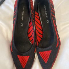 Women's shoes
