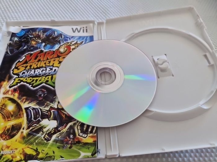 Mario Strikers Charged Football Nintendo Wii Games Original
