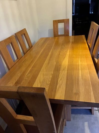 Solid oak Kitchen table with 6 chairs