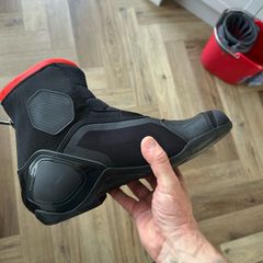 Brand-new Dainese Dinamica D-WP motorcycle boots, size 43,