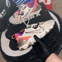 Nike React Visions SIZE EU38.5 UK5.5 Laser Crimson