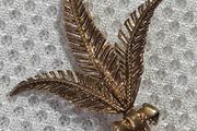 Vintage 9ct gold brooch