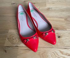 Carvela Kurt Geiger flats in vibrant red, size UK 4