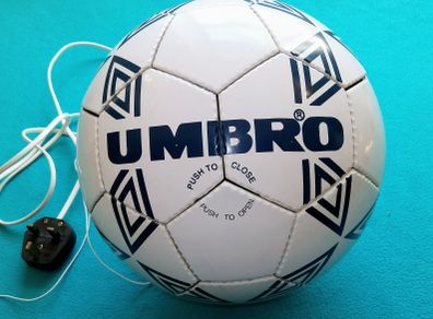 Vintage Umbro Radio Casette Ball