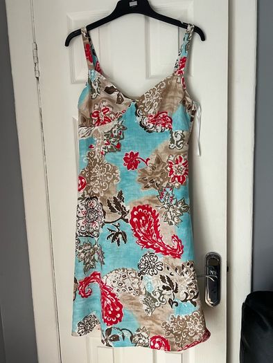 Ladies stunning dress uk 8 never worn