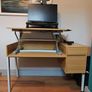 Standing desk Image 2