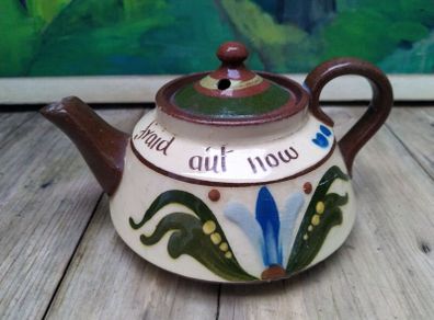 Torquay pottery, vintage mini teapot