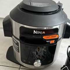 Ninja Foodi Max 7.5L 15-In-1 SmartLid Multi-Cooker
