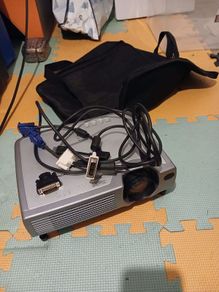 hitachi projector
