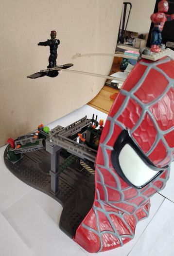 Spider Man 3- Secret Lab Assault - Mega Bloks