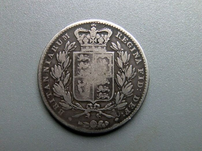 1847 Crown