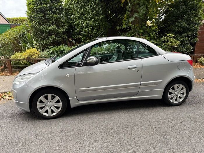 Mitsubishi colt czc 1.5 NCT 9/27