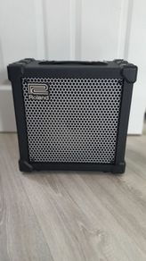 Guitar Amplifier - Roland Cube 20XL