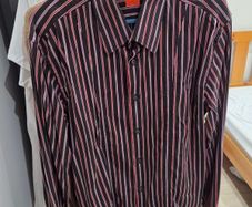 Hugo Boss X Large/ extra large size shirt