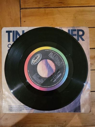 Tina Turner One Of The Living 7 inch Vinyl 1985 Capitol