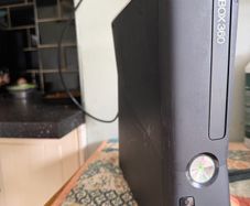 Xbox 360, no controller.