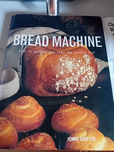 Panasonic bread maker with book