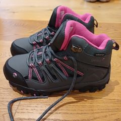 girls hiking boots