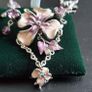 Necklace Image 3