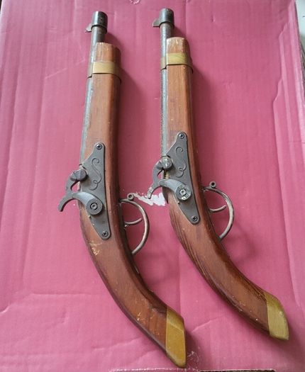 pistols